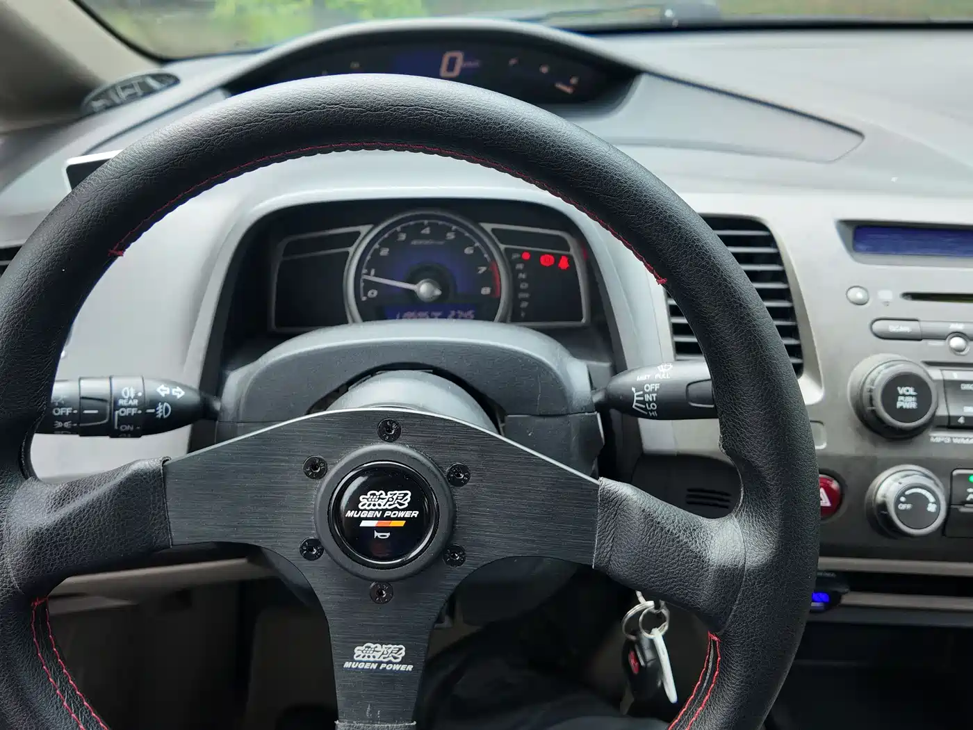 CIIMO CIIMO 2012 2012 1.8L Automatic