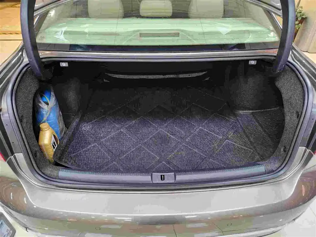 Volkswagen Passat 2013 1.8TSI DSG Zunrong фото 15