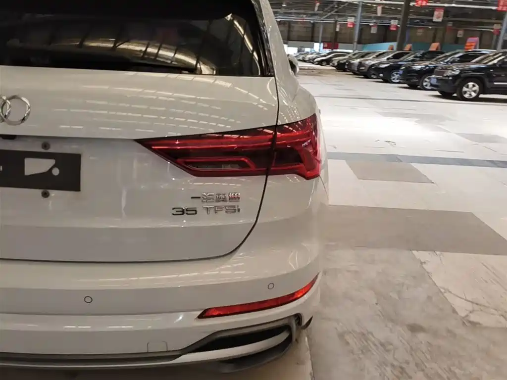 Audi Q3 2019 35 TFSI Fashion Sport фото 8