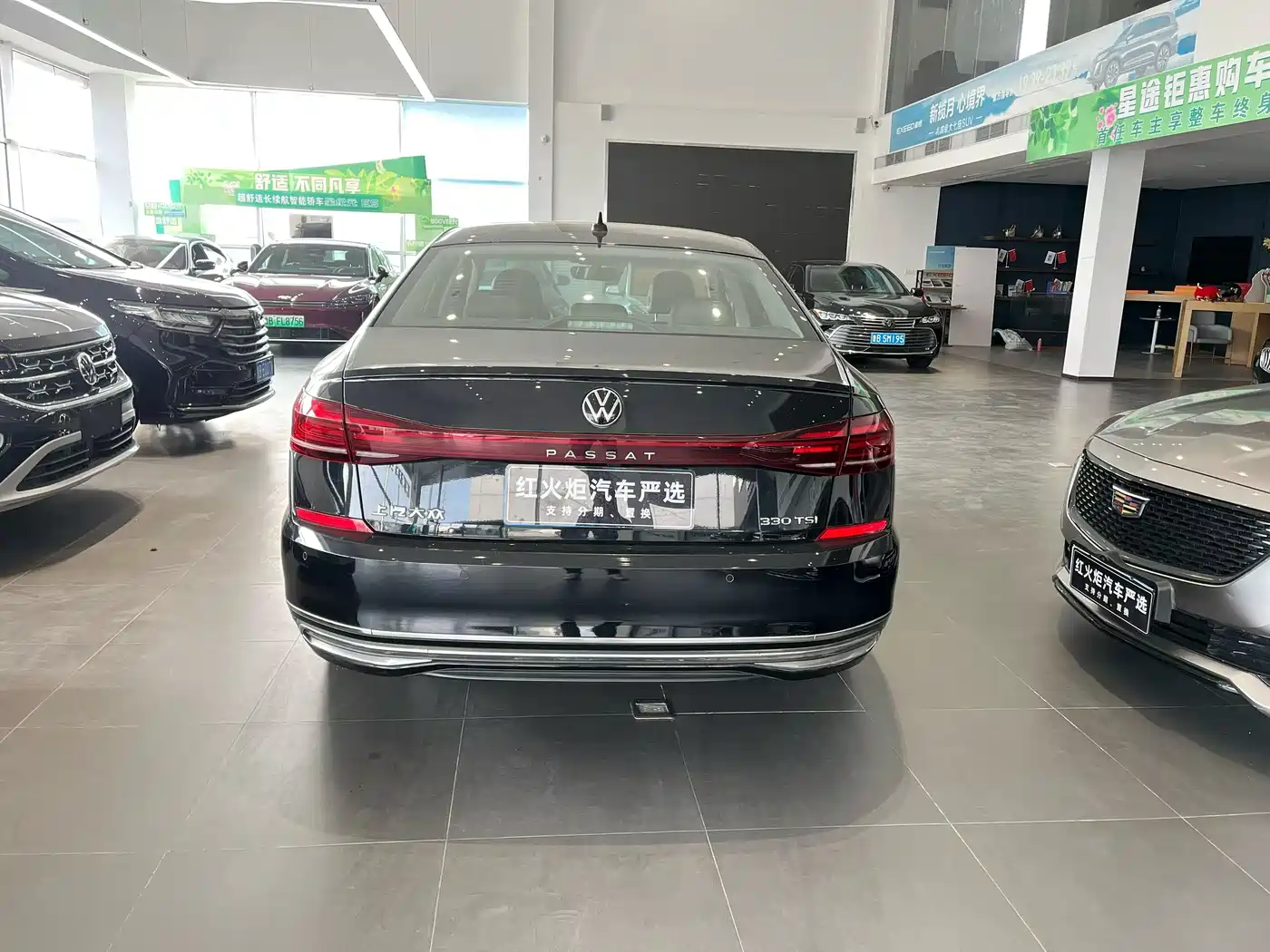 Volkswagen Passat 2023 330TSI Starlight Elite Edition фото 4