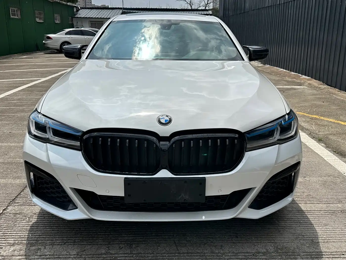 BMW 5 Series 2018 525Li M Sport Package фото 2