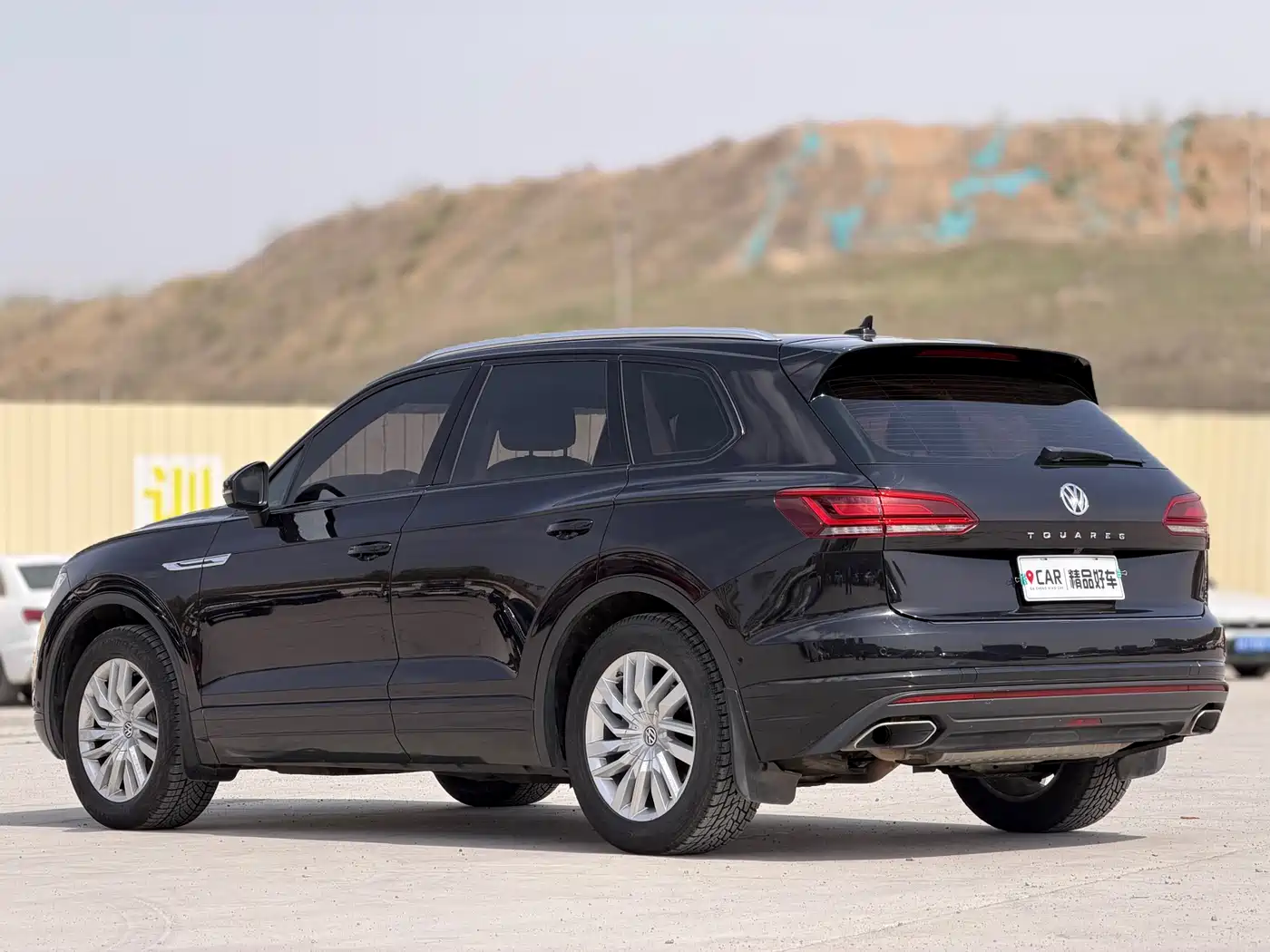 Volkswagen Touareg 2019 2.0TSI Sharp Wing Edition China VI фото 7