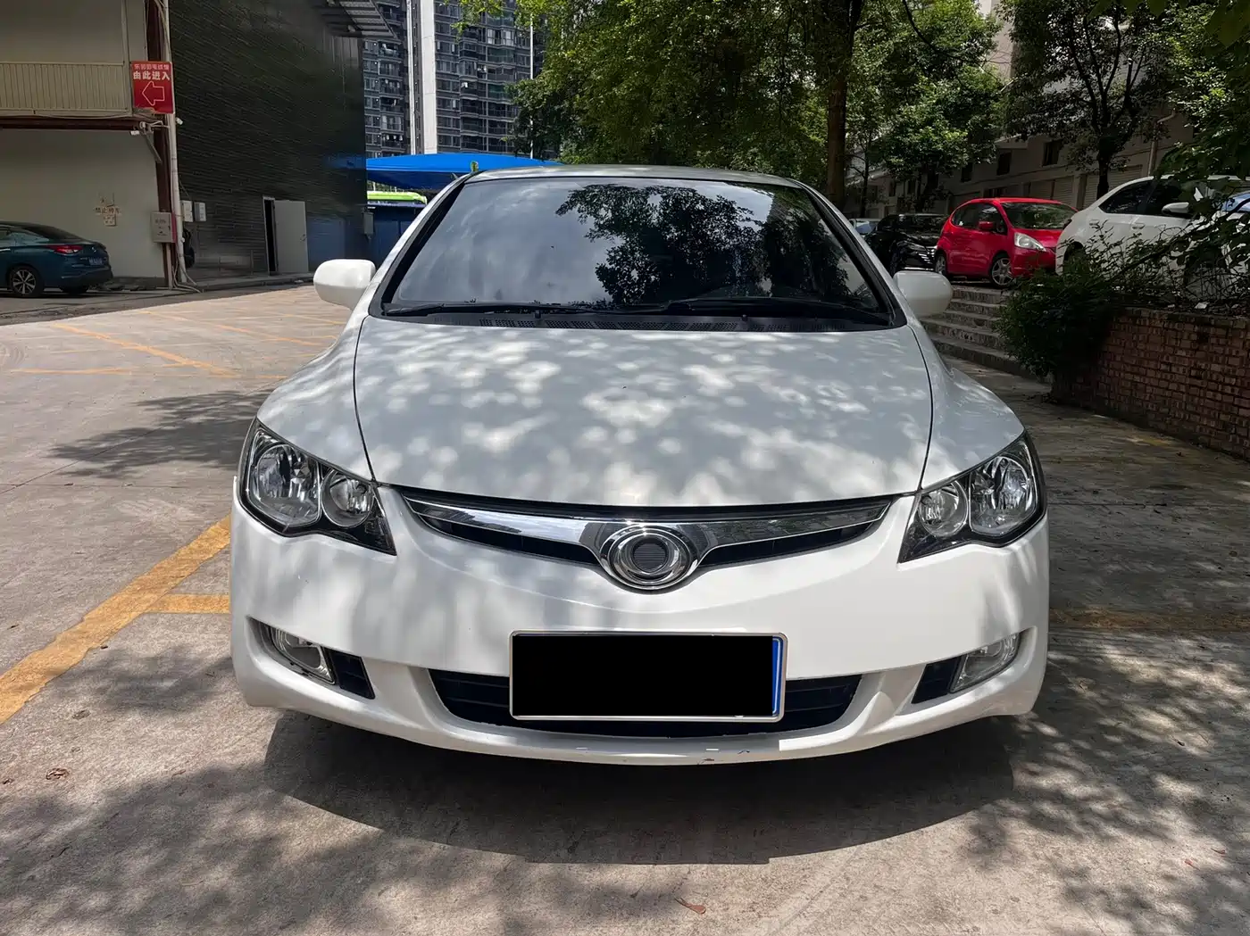 CIIMO CIIMO 2012 2012 1.8L Manual