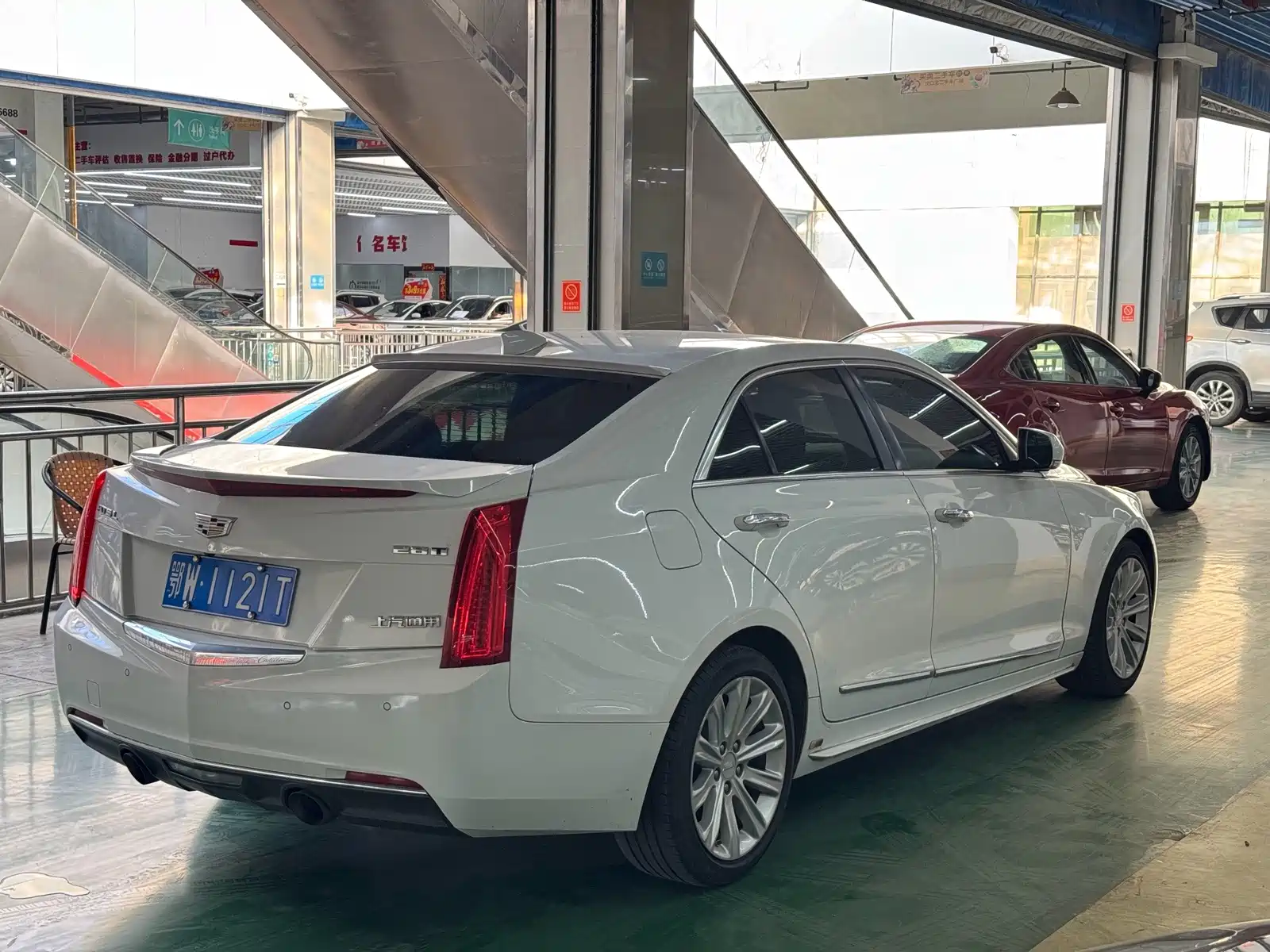 Photo 10 - Cadillac ATS-L