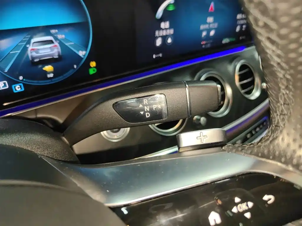 Mercedes-Benz E-Class New Energy 2023 E 350 e L Plug-in Hybrid Sport Sedan фото 14