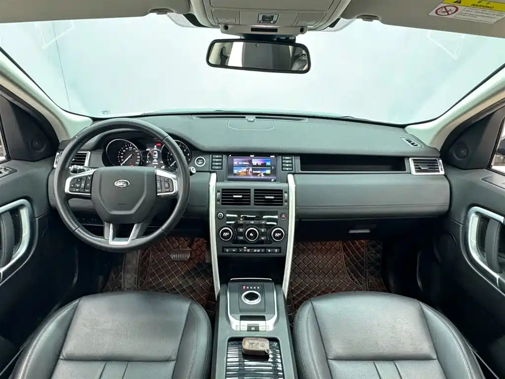 Land Rover Discovery Sport 2019 240PS SE Edition China V фото 11