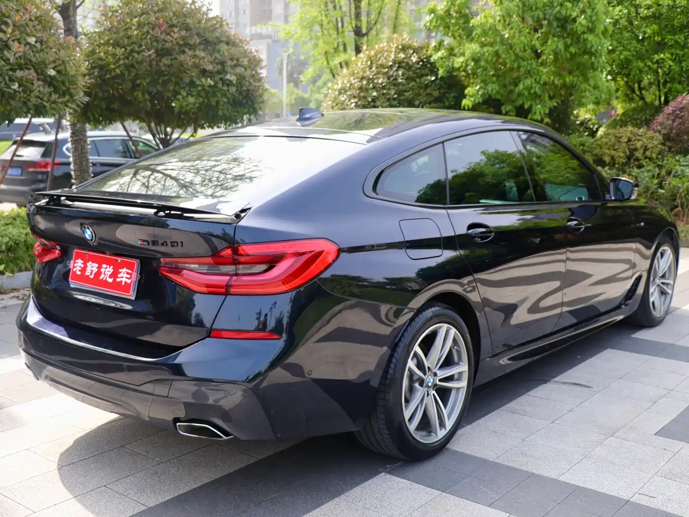 BMW 6 Series GT 2019 630i M Sport Package фото 6