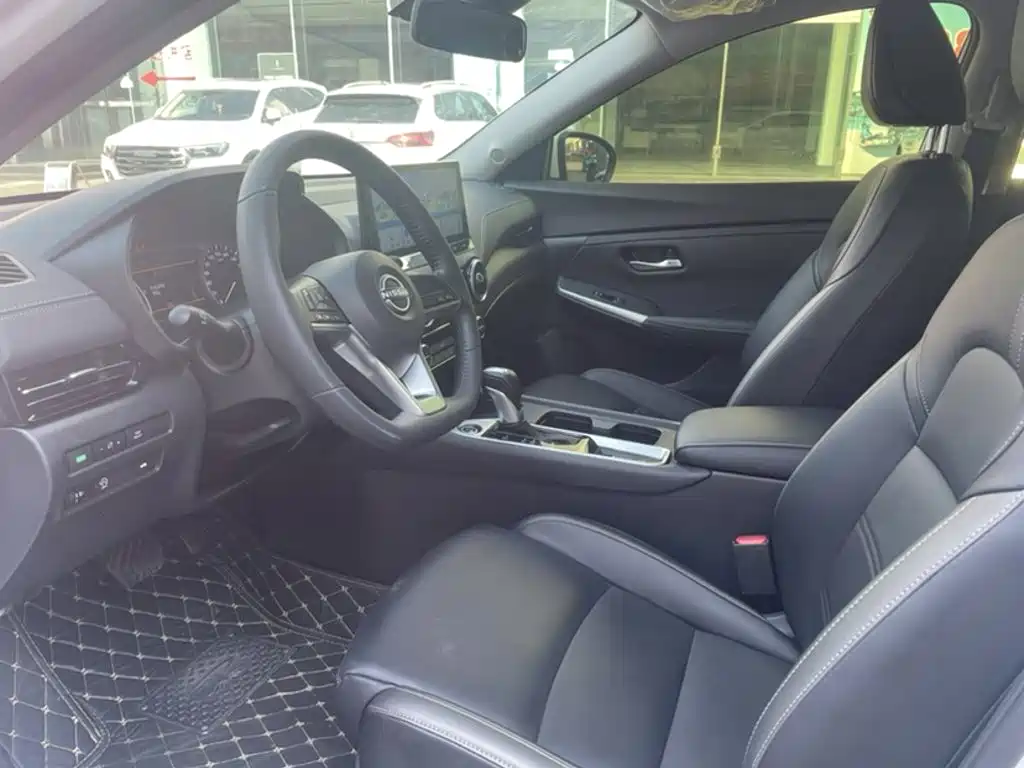 Nissan SYLPHY, миниатюра 11