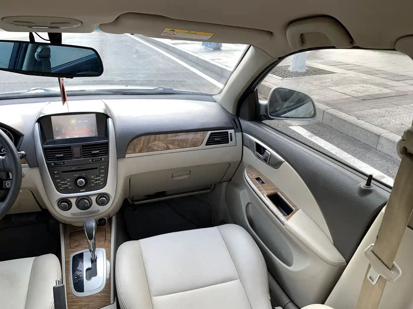 Buick Excelle 2015 1.5L Automatic Classic фото 15