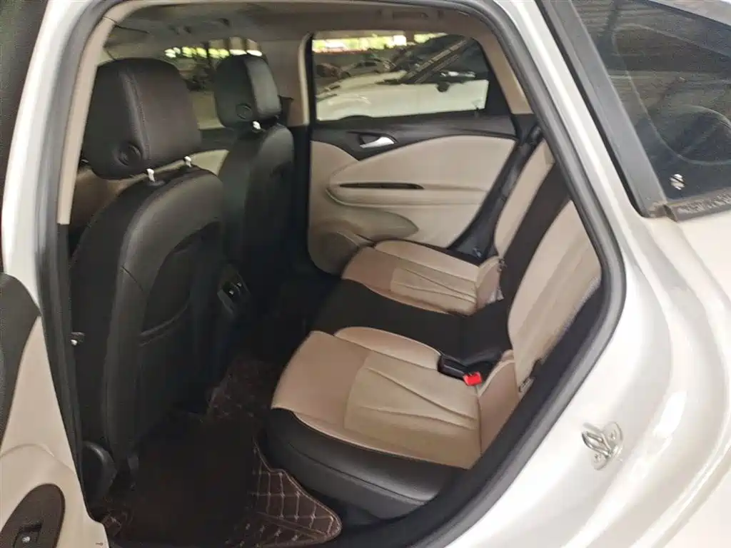 Buick Verano 2019 Sedan 15S Auto Leading фото 17