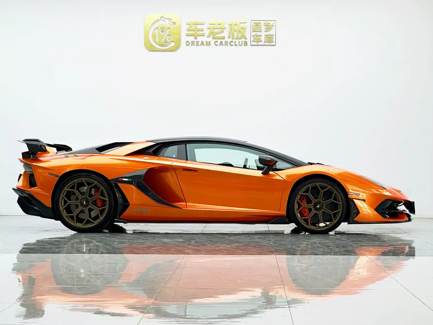 Lamborghini Aventador 2011 LP 700-4 фото 9