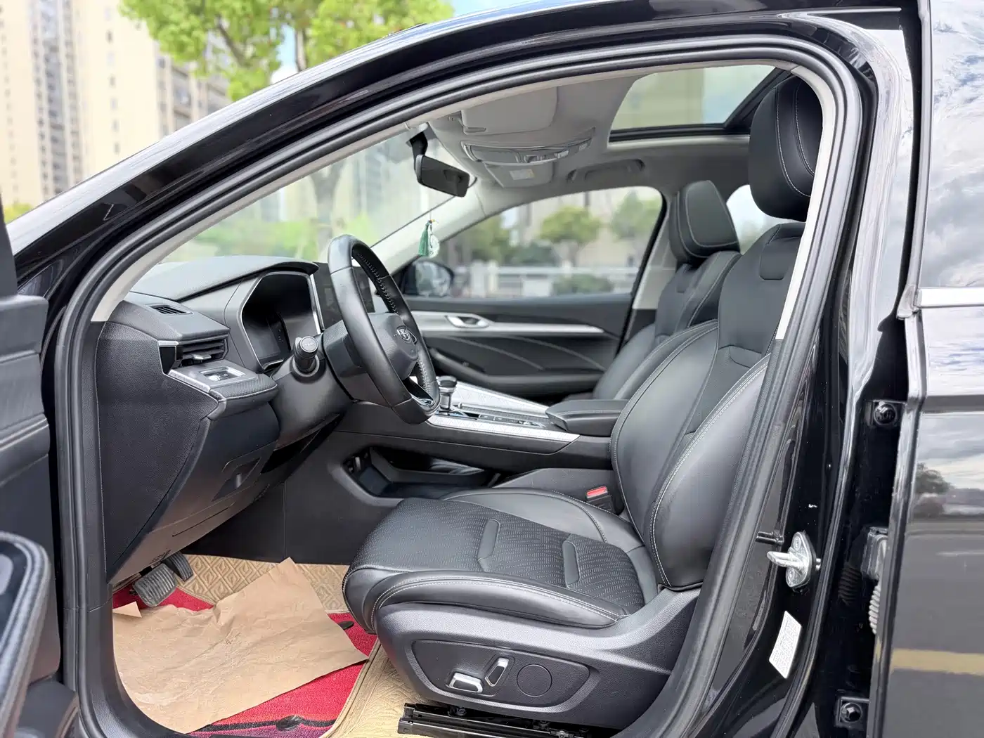 GEELY AUTOMOBILE XINGRUI