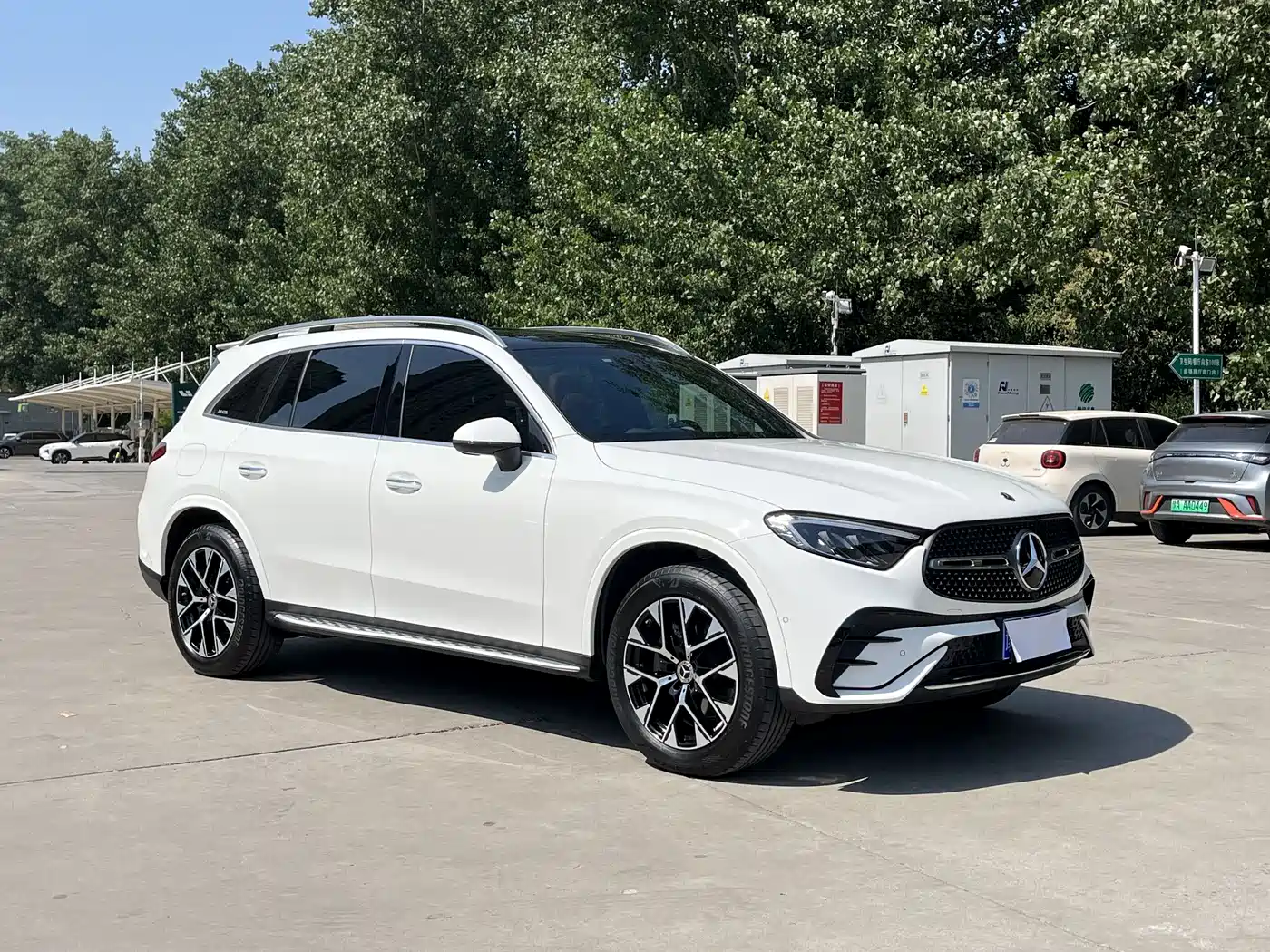 Mercedes-Benz GLC 2023 GLC 260 L 4MATIC Luxury 5-Seater