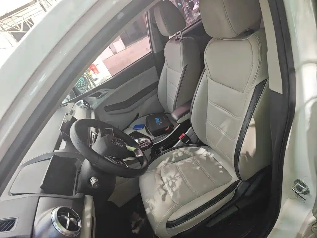 BYD Yuan Pro 2022 2021 401KM Luxury Model