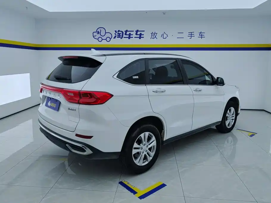 Photo 3 - Haval M6