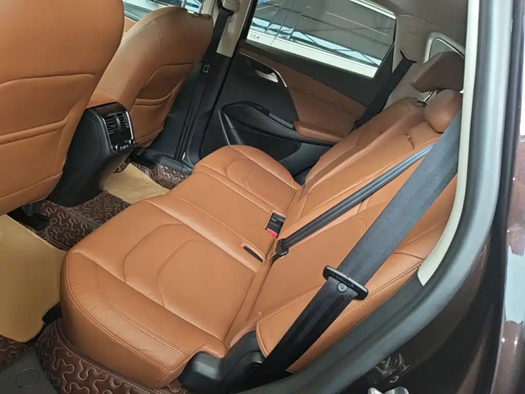 Borgward BX7 2017 2016 28T 4WD Luxury 7-seater