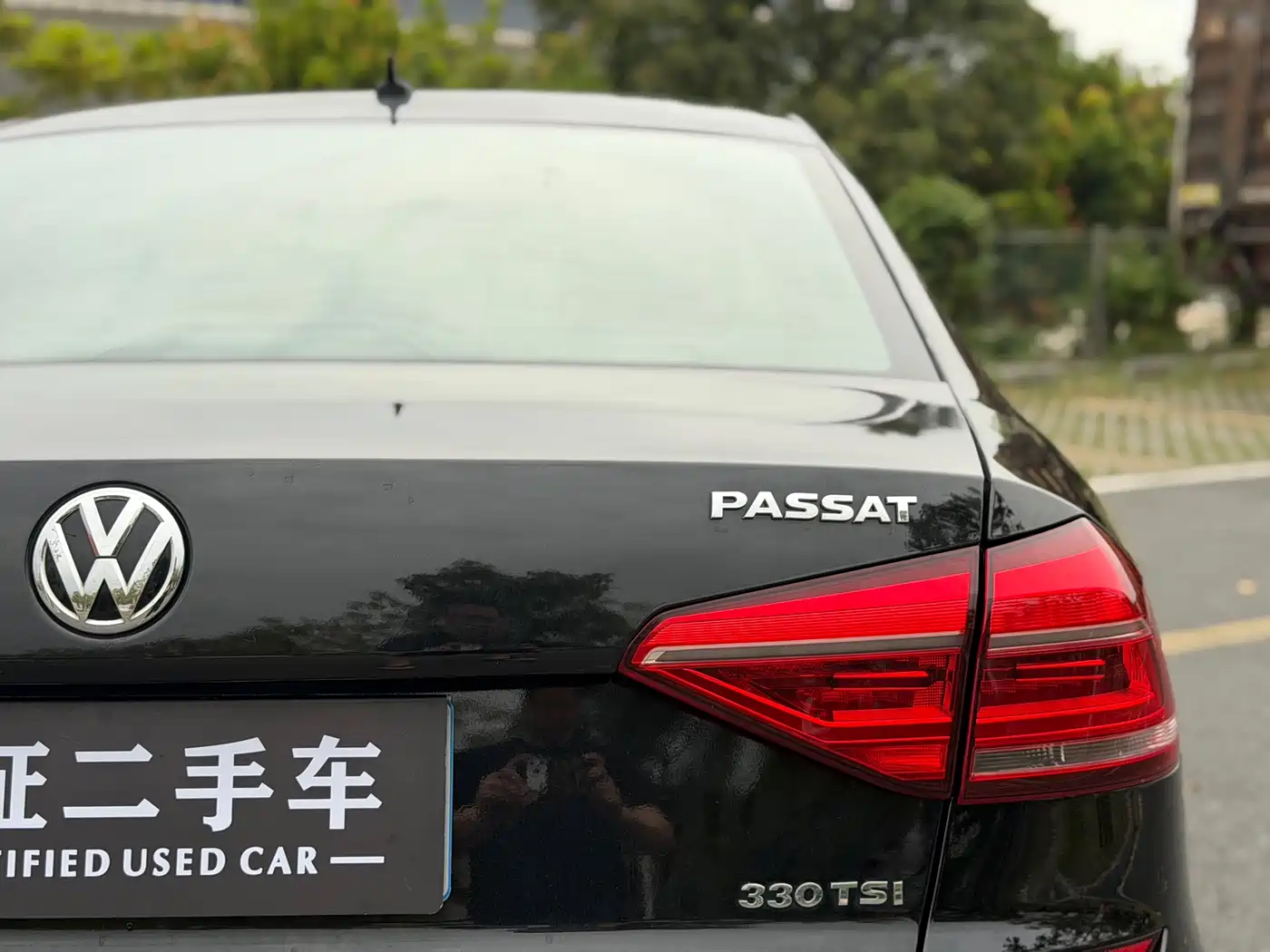 Volkswagen Passat 2017 330TSI DSG Prestige фото 8