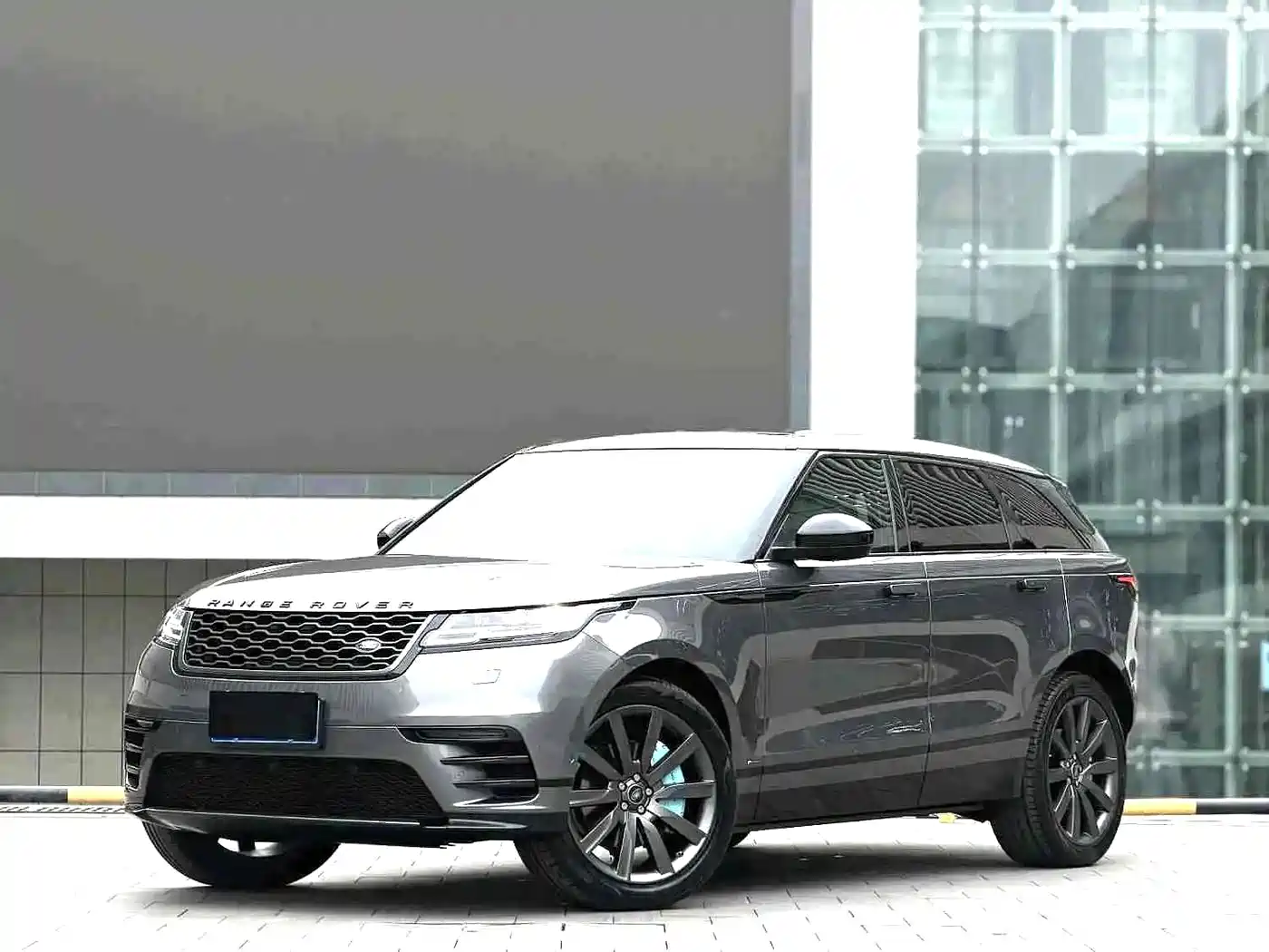 Land Rover Range Rover Velar 2018 2017 P380 R-DYNAMIC HSE