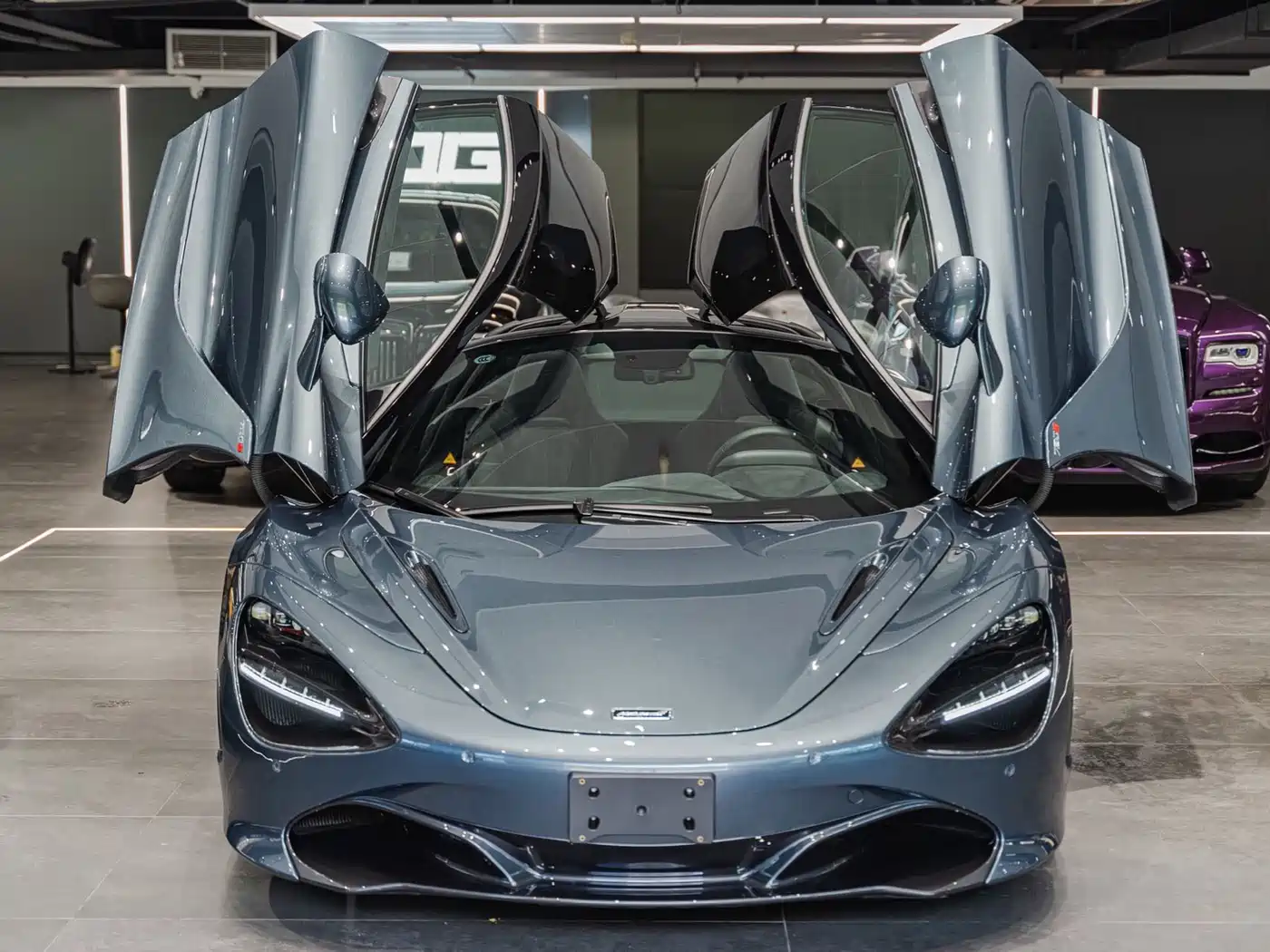 McLaren 720S 2019 4.0T Coupe фото 2