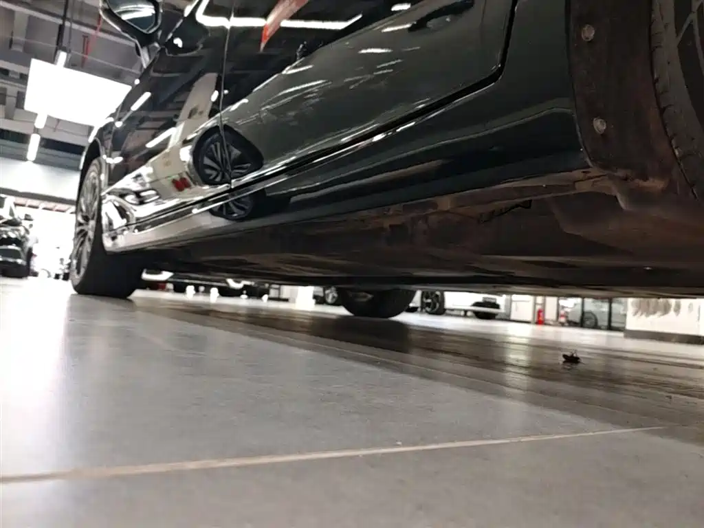 Toyota Avalon 2022 2.0L XLE Premium фото 22