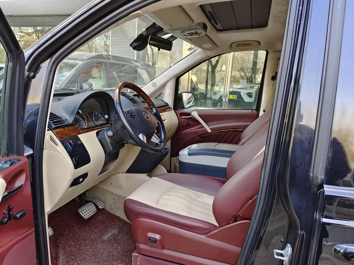 Mercedes-Benz Viano 2014 3.5L Excellence фото 4