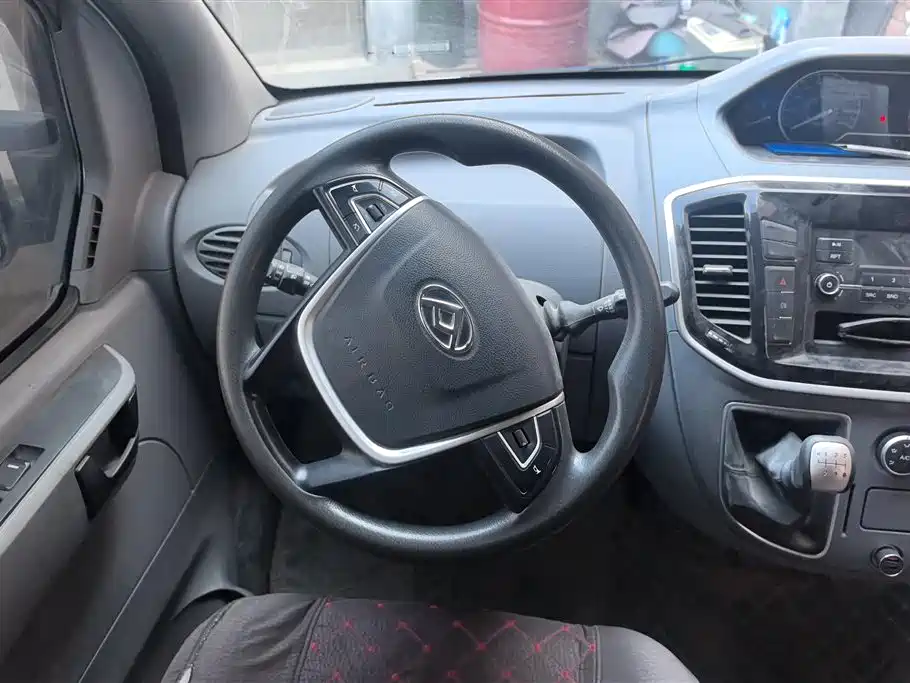 SAIC MAXUS XINTU V80