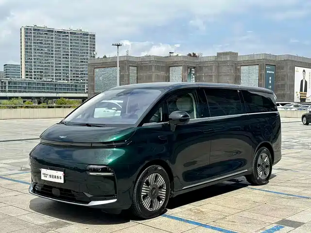 GEELY GALAXY WING TRUE L380