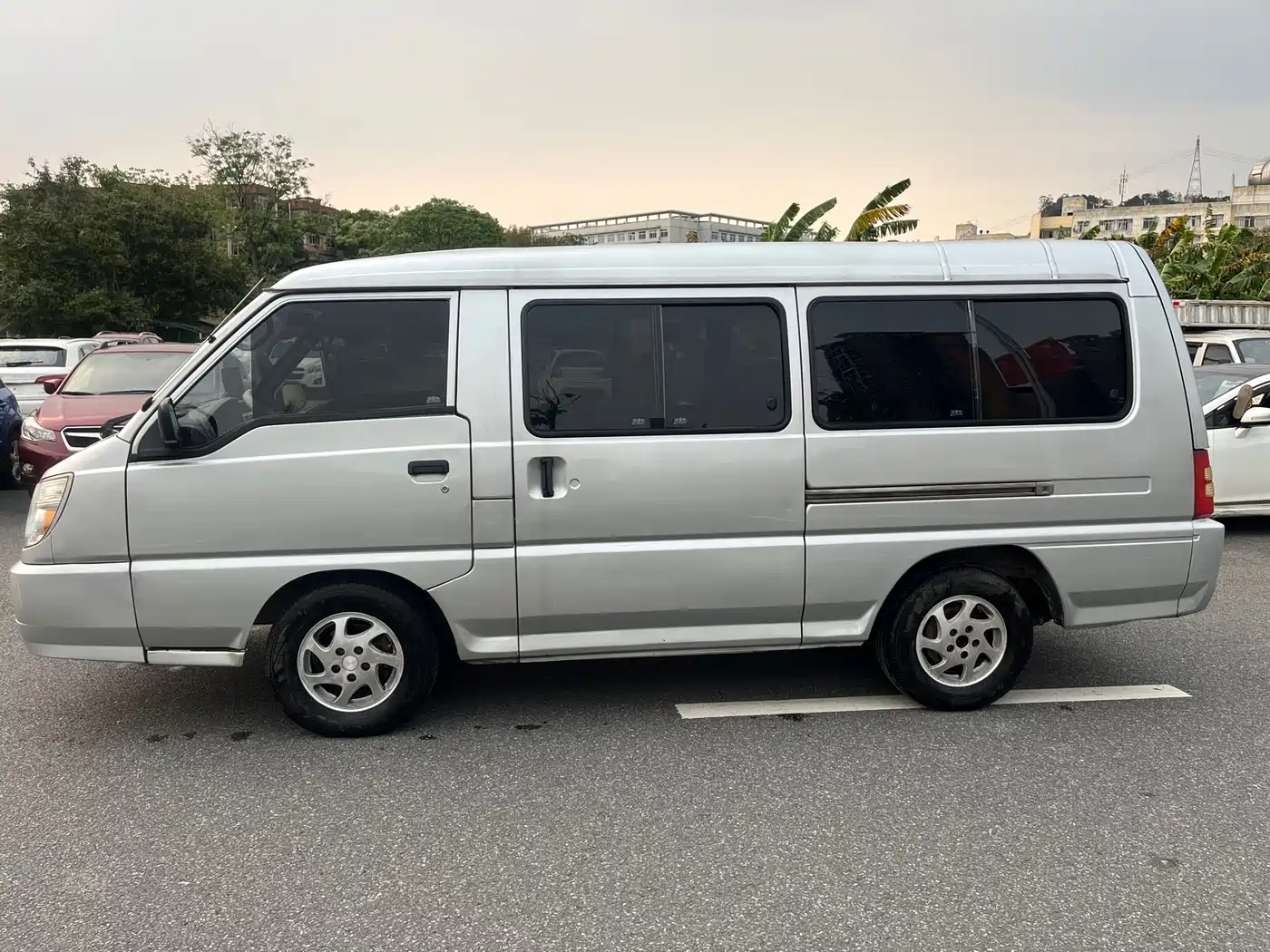 Soueast Delica 2014 2.0L New Pioneer Utility фото 7