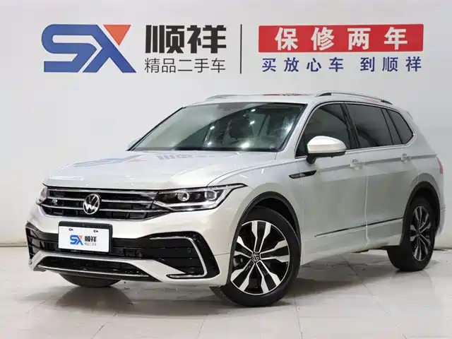 Volkswagen Tiguan L 2022 330TSI Auto 2WD R-Line Premium Edition — фото 1