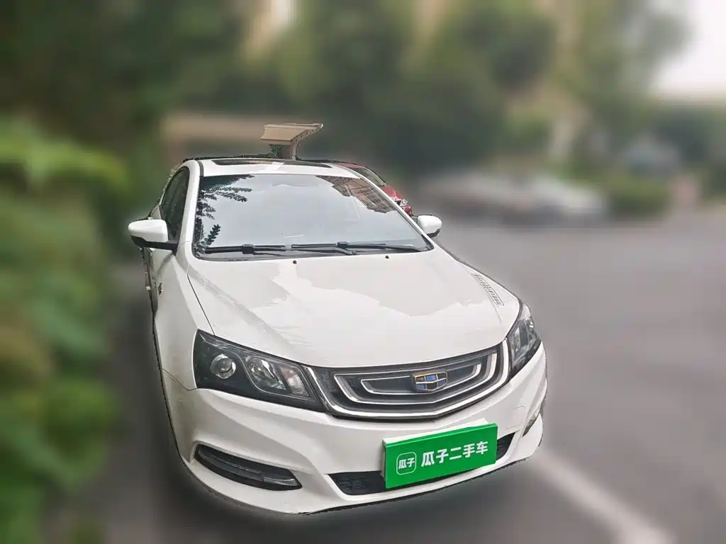 Фото 24 - Geely Emgrand