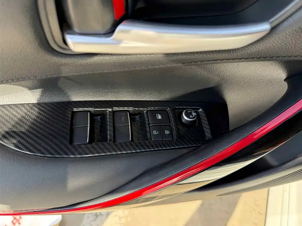 Toyota Levin 2021 185T CVT Sport Edition фото 10