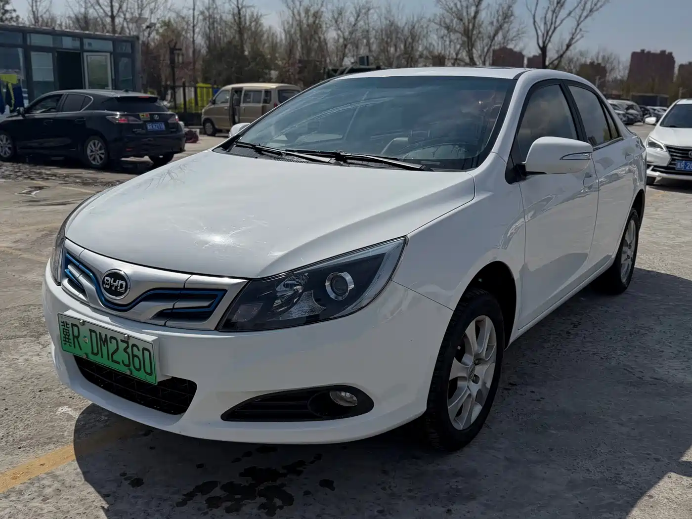 BYD E5