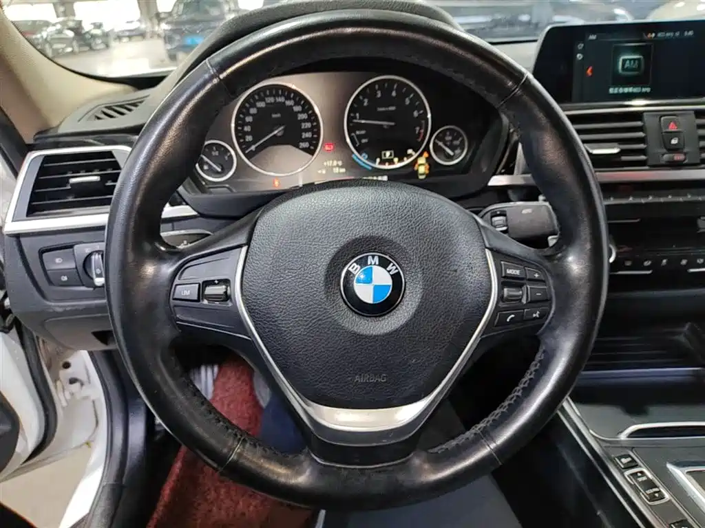 BMW 3 Series 2018 320Li Fashion Style фото 7