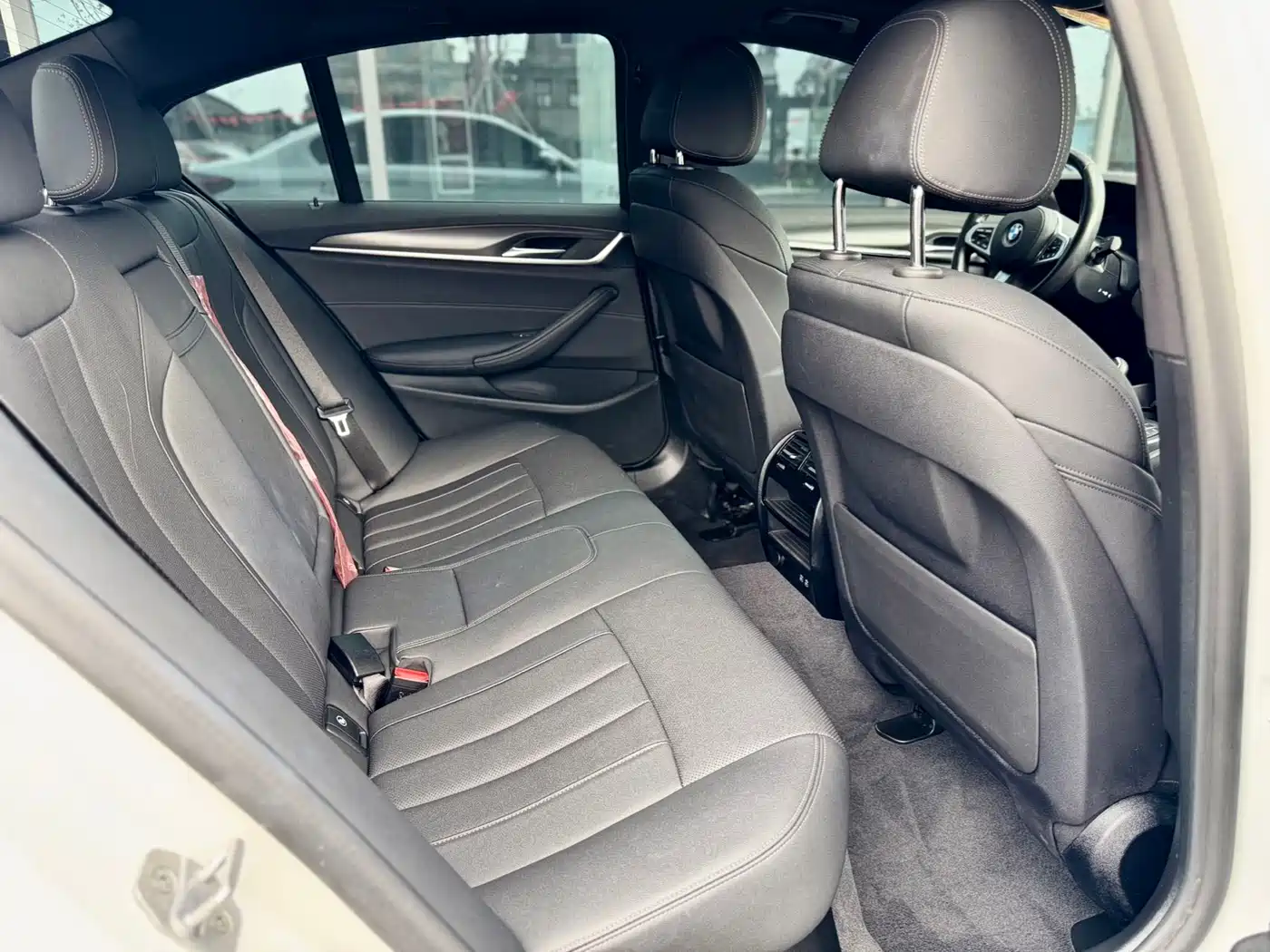BMW 5 Series (Import) 2021 525i M Sport Package фото 14