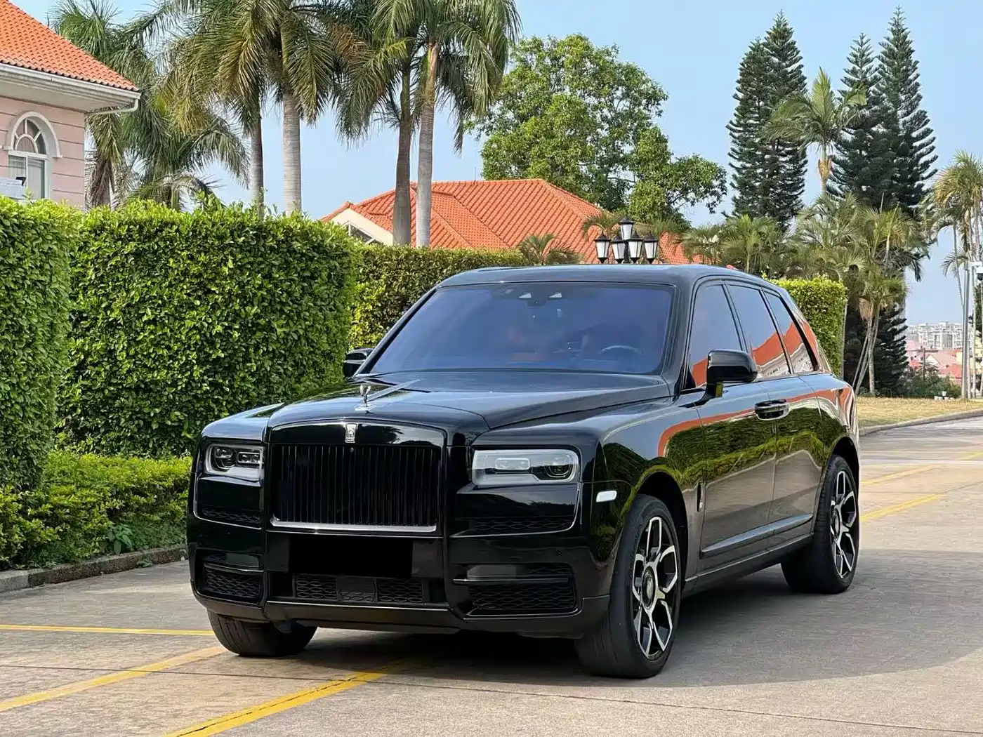 Rolls-Royce Cullinan 2018 4-Seater Version