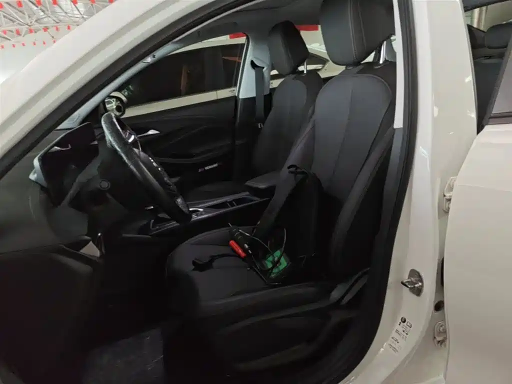 Buick Verano 2023 Pro Joy Edition фото 15