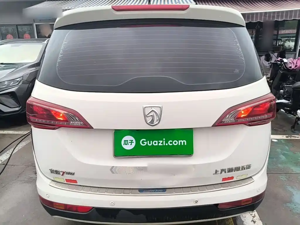 Baojun 730 2021 2021 1.5L Manual Fashion 7-Seater