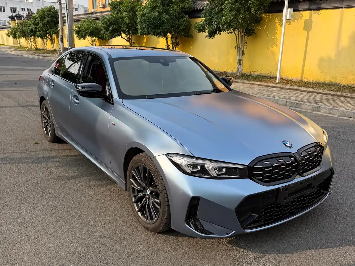BMW 3 Series 2023 325Li M Sport Black Night Package фото 2