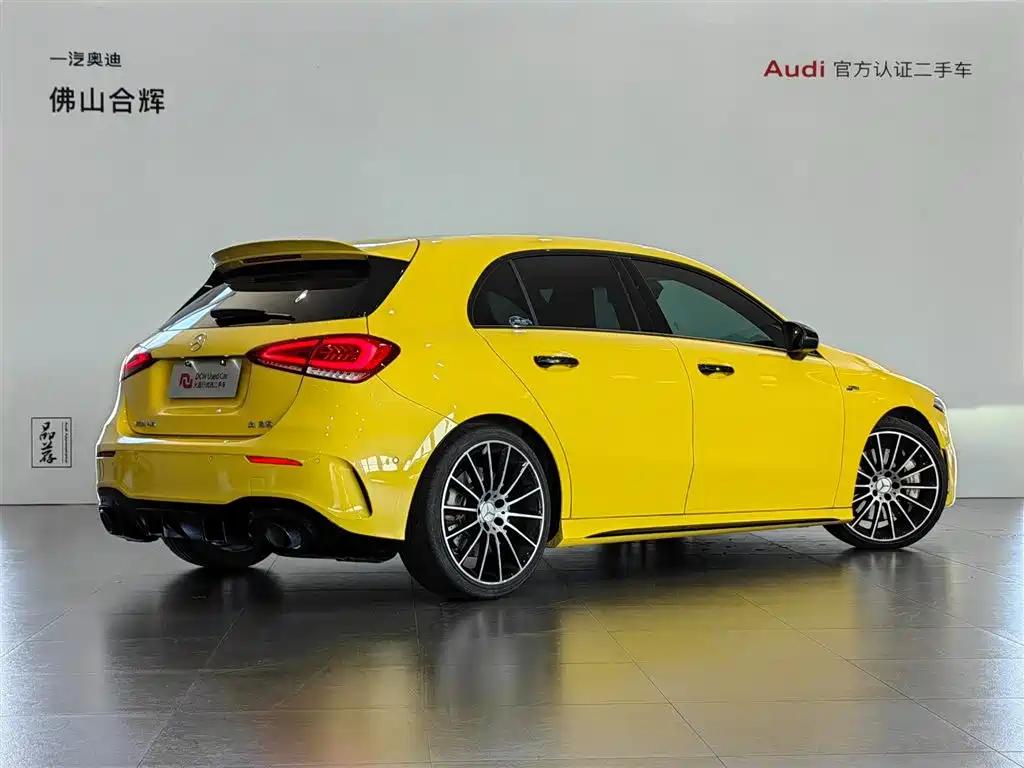 Mercedes-Benz A-Class AMG (Import) 2020 AMG A 35 4MATIC фото 4