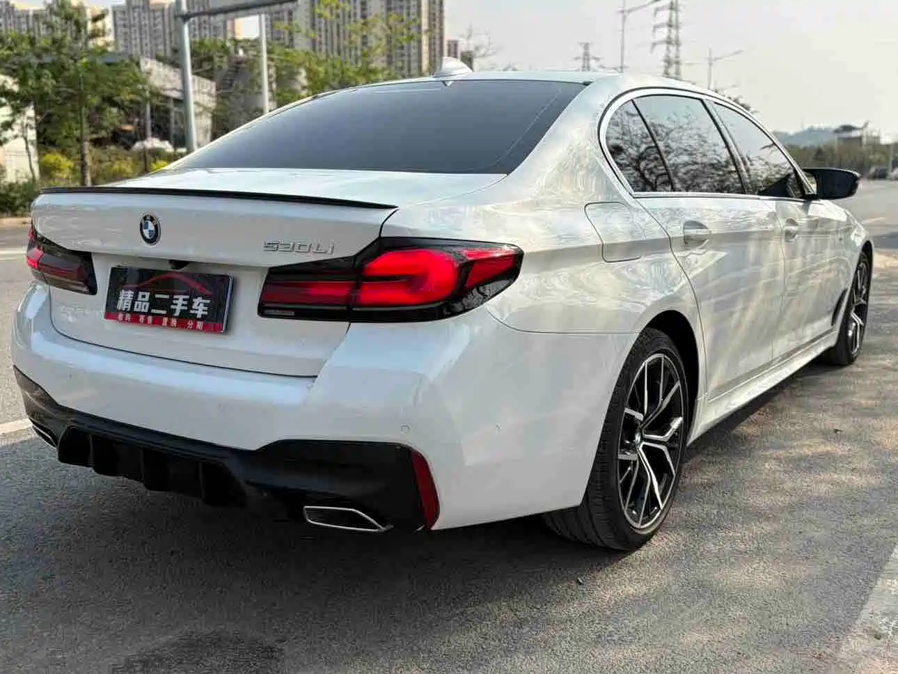 Фото 5 - BMW 5 Series