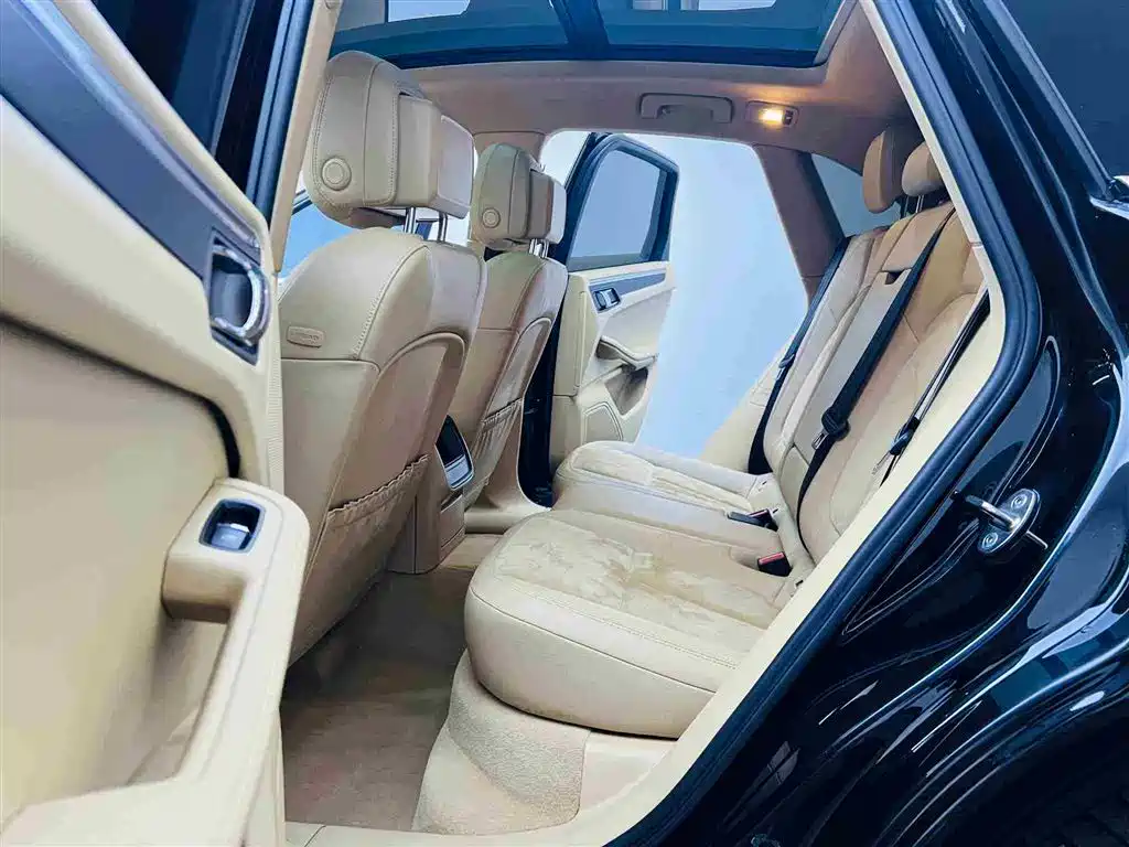 Porsche Macan 2016 Macan 2.0T фото 13