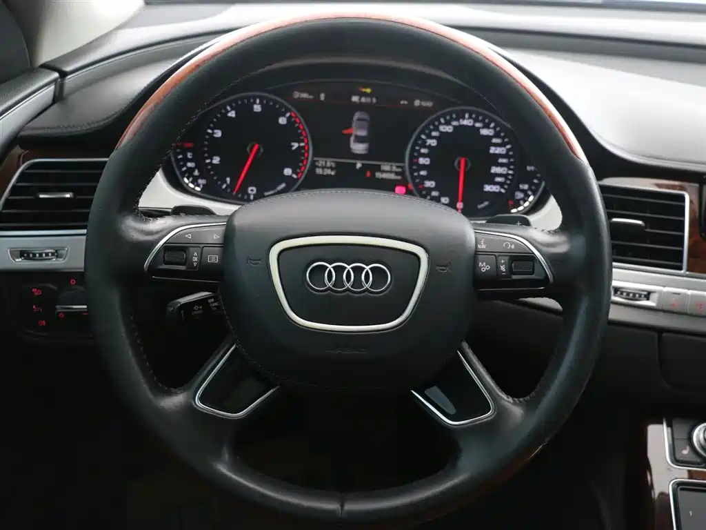 Audi A8 2013 A8L 55 TFSI quattro Luxury фото 13