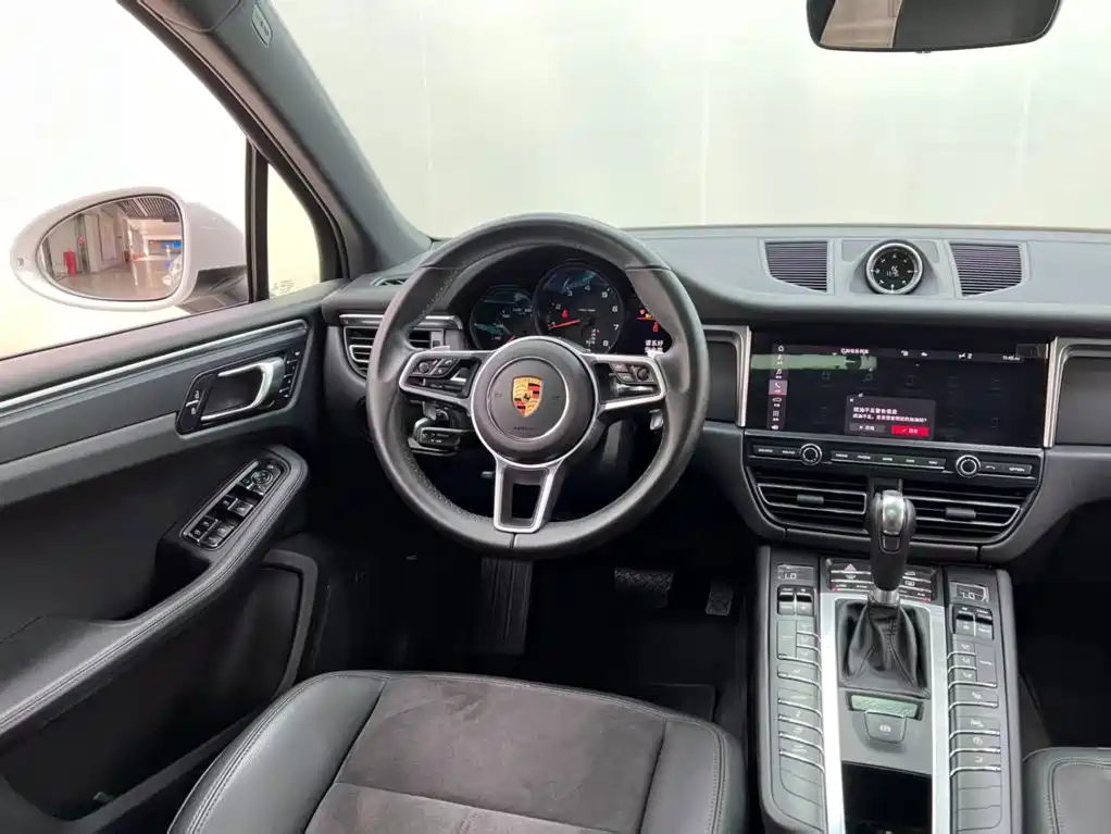 Фото 6 - Porsche Macan