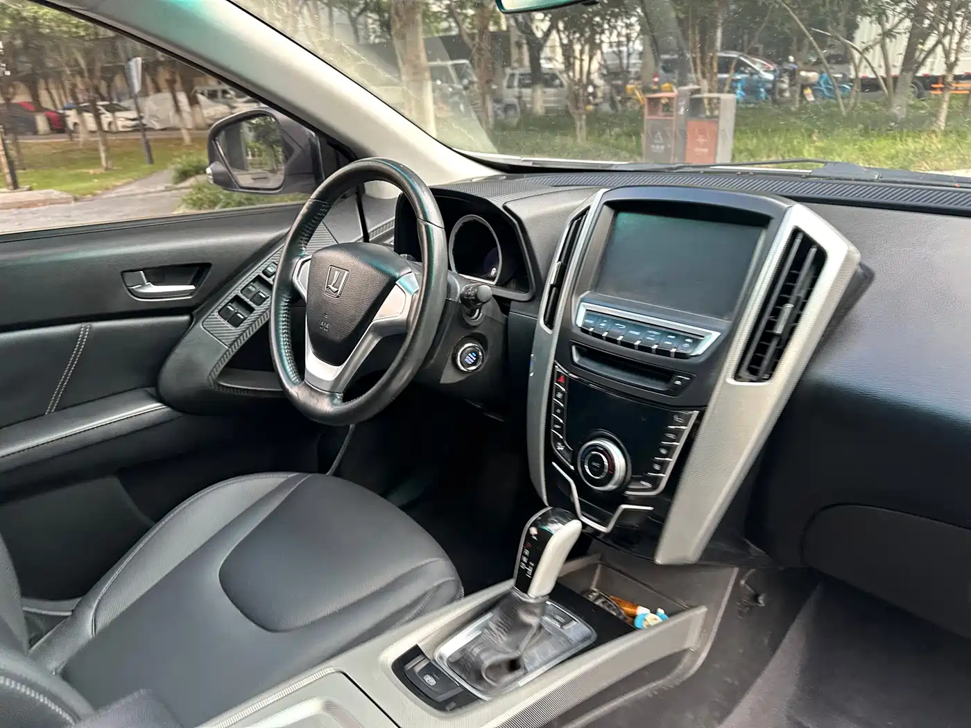 Luxgen U6 SUV 2015 2015 1.8T Fashion Edition