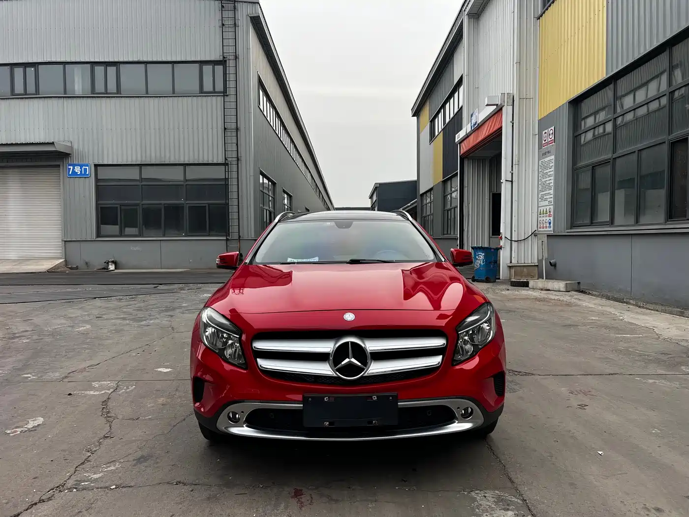 Mercedes-Benz GLA 2015 GLA 200 Dynamic фото 2