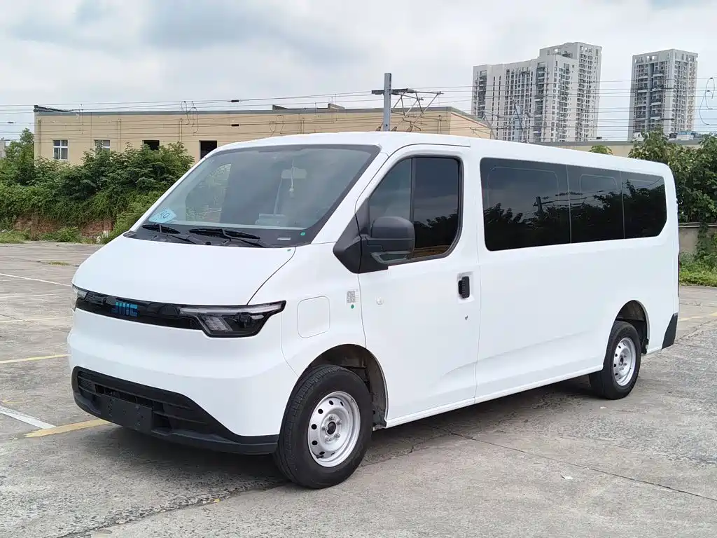 Jiangling E-Fushun 2025 2025 Clear Window Version 53.58kWh Medium Wheelbase Low Roof