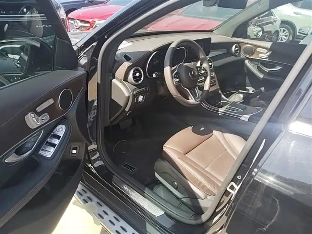 Mercedes-Benz GLC 2022 Facelift GLC 300 L 4MATIC Dynamic Collector's Edition фото 16