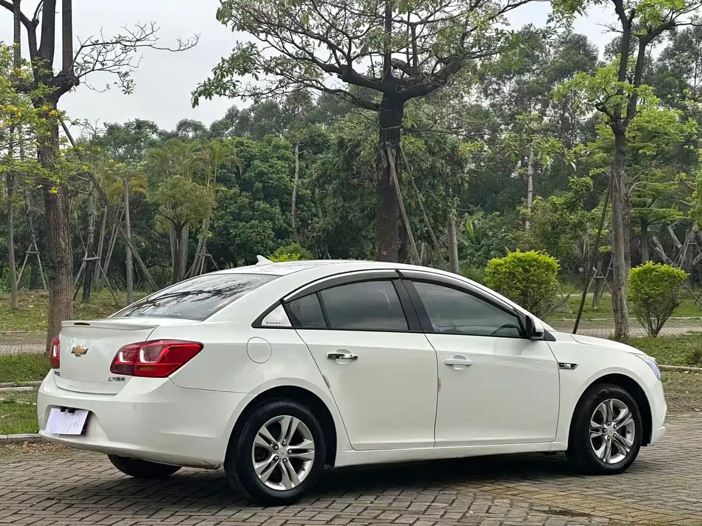 Chevrolet Cruze 2015 1.5L Classic SE AT фото 9
