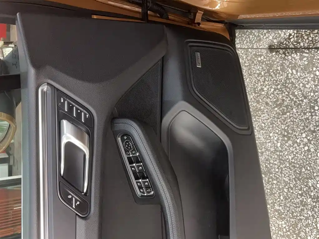 Porsche Macan 2014 Macan 2.0T фото 19