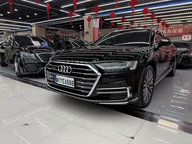 audi a8